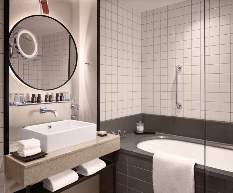 Will-Pryce-TSJ-2095-FL-DOUBLE-DOUBLE-WEB (1)