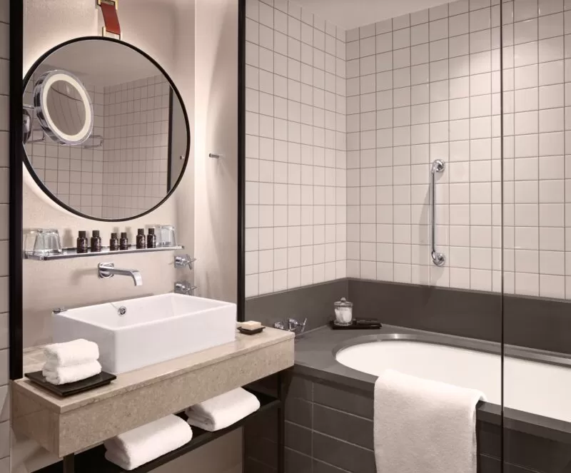 Will-Pryce-TSJ-2095-FL-DOUBLE-DOUBLE-WEB (1)